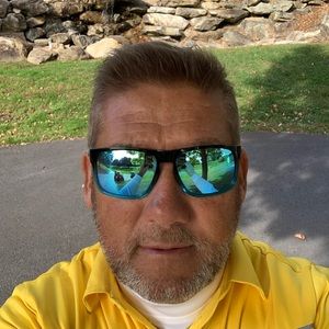 Meet your Posher, Mark